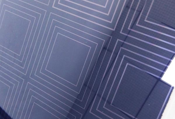 超薄玻璃是怎么實(shí)現(xiàn)激光劃線蝕刻工藝的