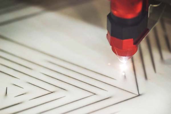 激光焊接機(jī)和激光切割機(jī)之間有什么區(qū)別呢？(圖1)