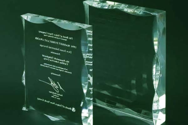 紫外激光打標(biāo)機(jī)可以打玻璃嗎？