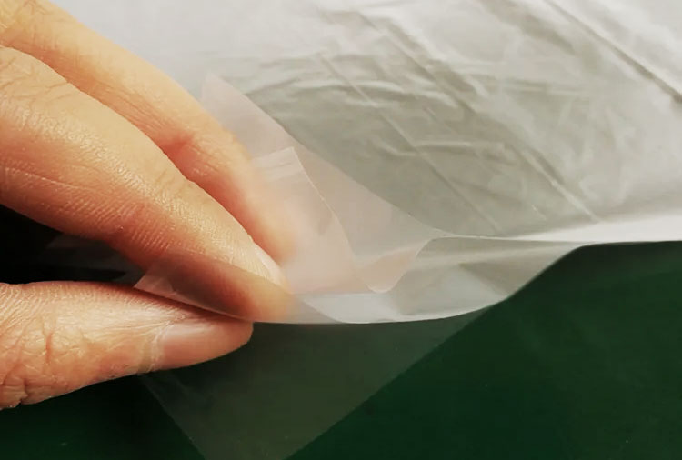 塑料激光焊接中，產(chǎn)品平整度對于激光焊接的影響